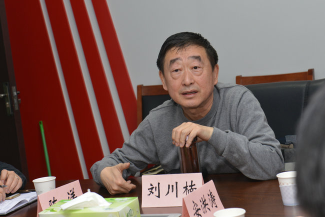 刘川楠主持召开黑石梁光伏扶贫二期工程推进对接会 - 山西天镇人民